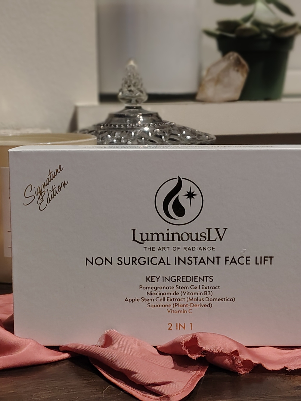 Luminous LV-Non Surgical Instant Face Lift